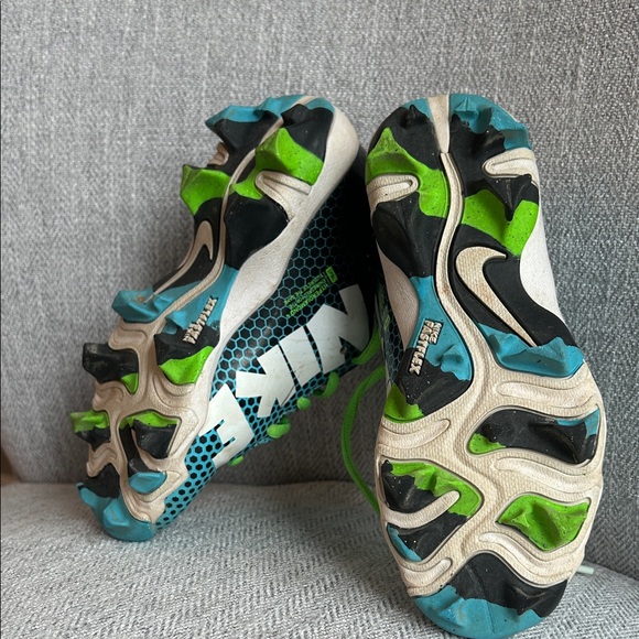 Nike Kids Blue and Green Baseball Cleats - Picture 2 of 2